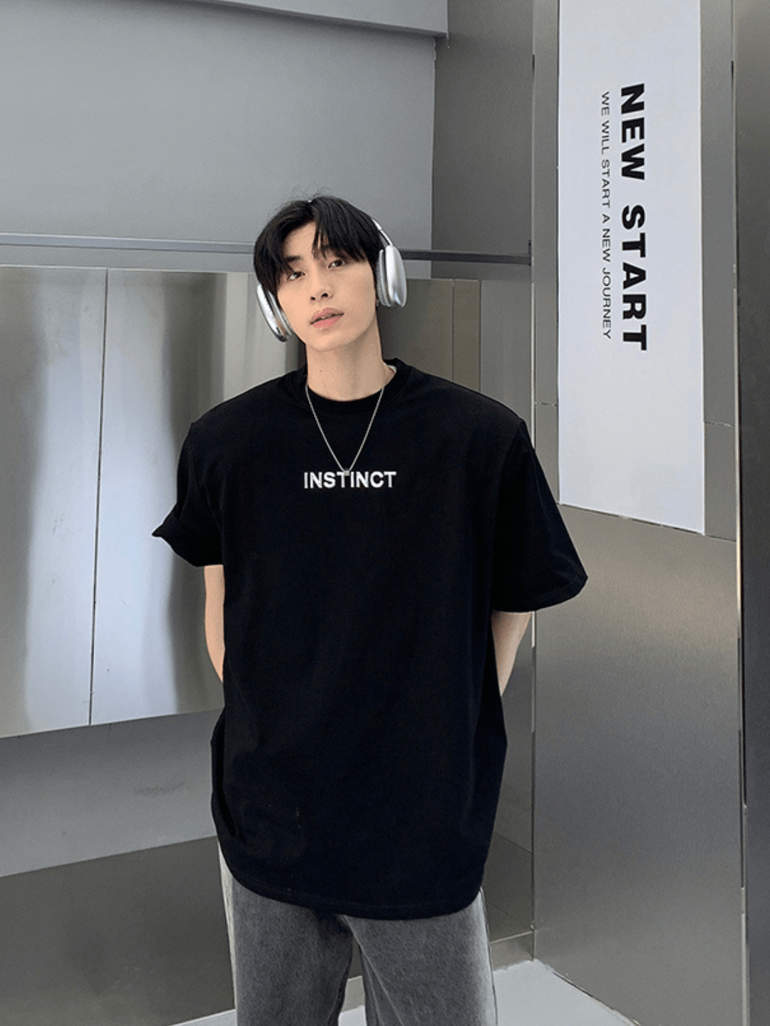 リラックスフィット ハーフスリーブTシャツ