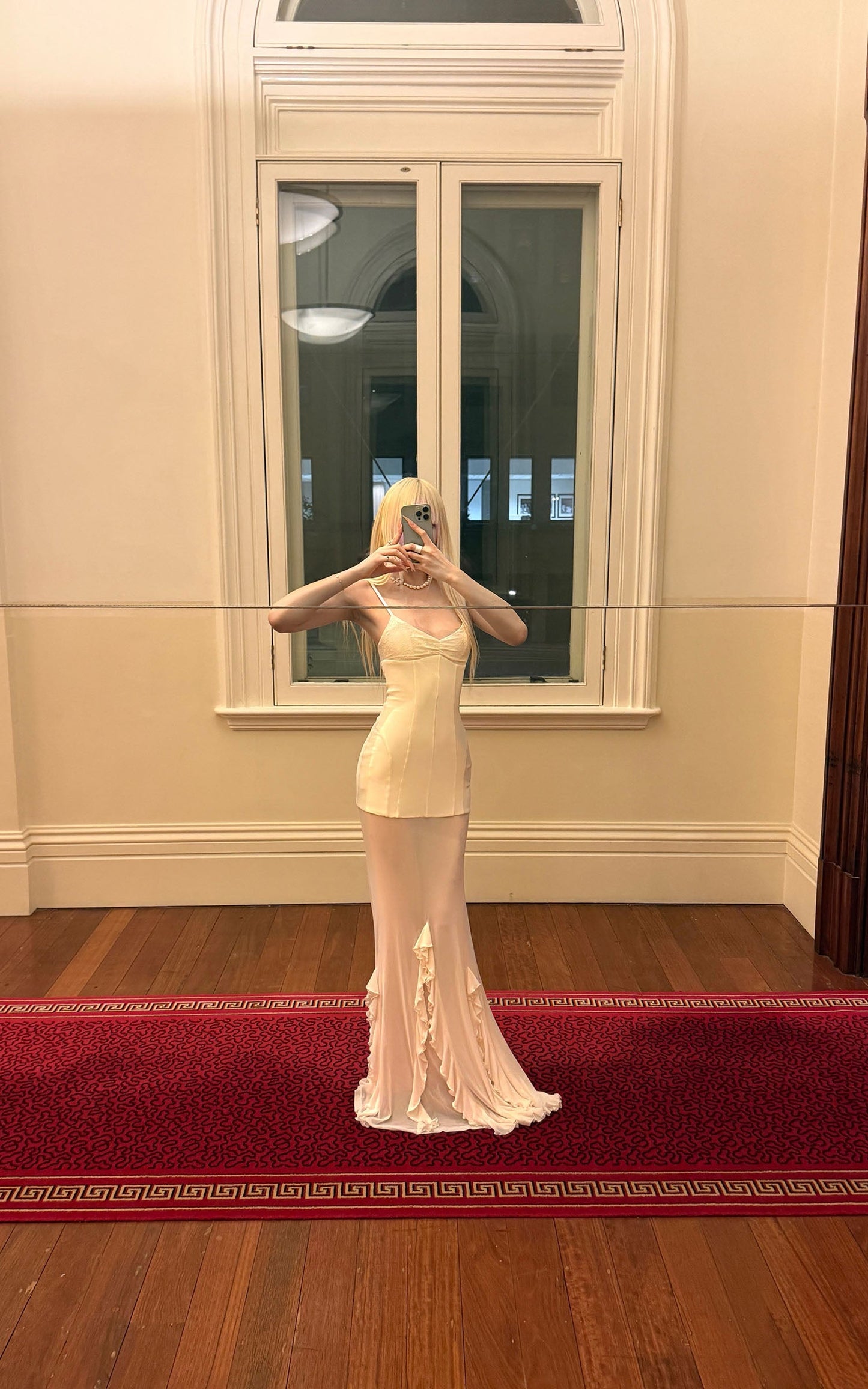 Lace Panelled Fitted Mermaid Gown