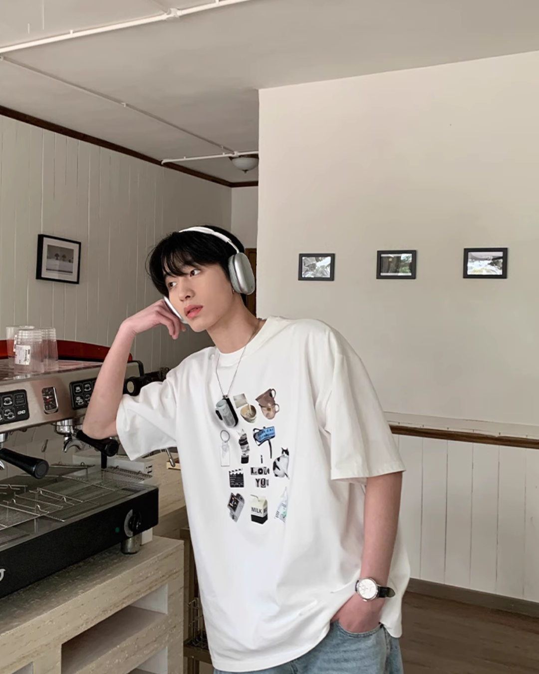 グラフィックプリントTシャツ