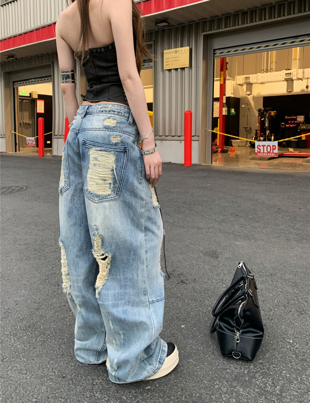 Oversized Ripped Jeans