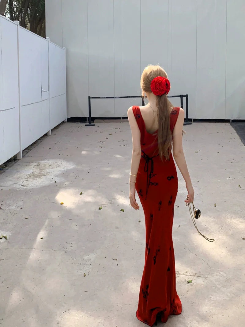 Red Floral V-Neck Fishtail Maxi Dress
