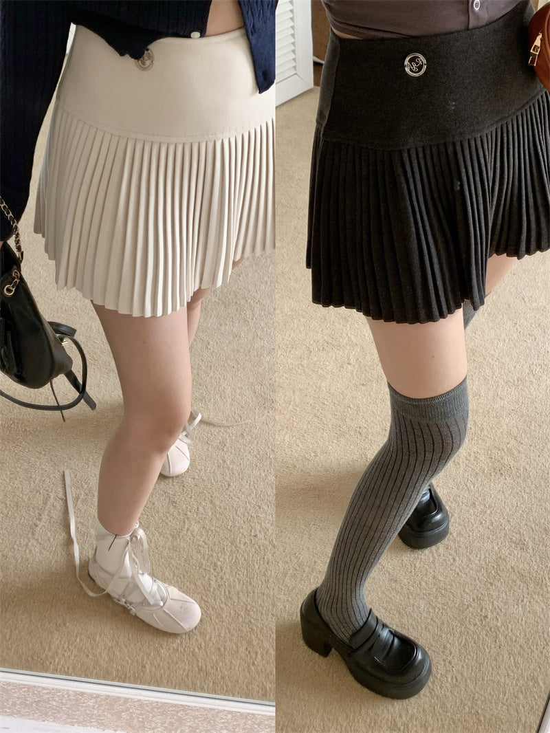 Pleated Skirt