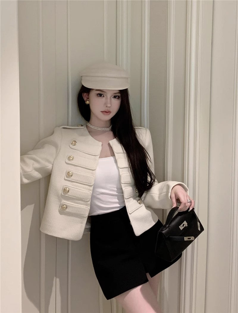 White Buttoned Jacket
