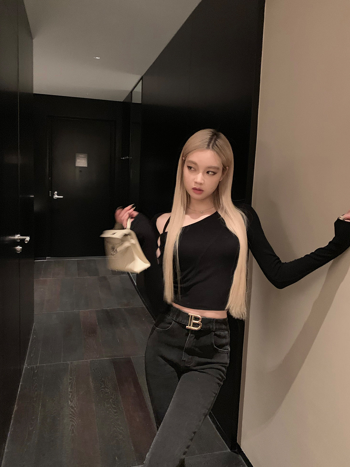 Hollow Slim Long Sleeve Top