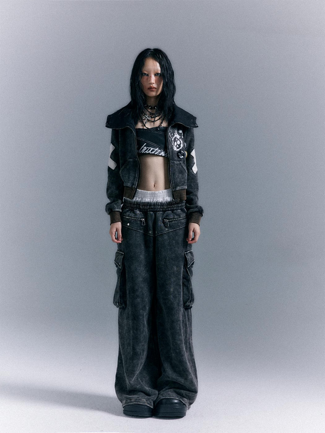 ブラックフェードウォッシュパンツ