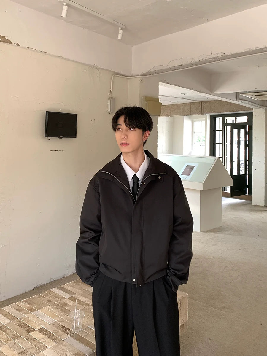 ベーシックなジップアップブルゾン