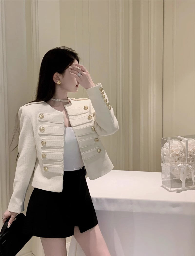 White Buttoned Jacket