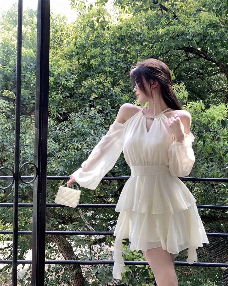 Cut Out Halter Long Sleeve Top