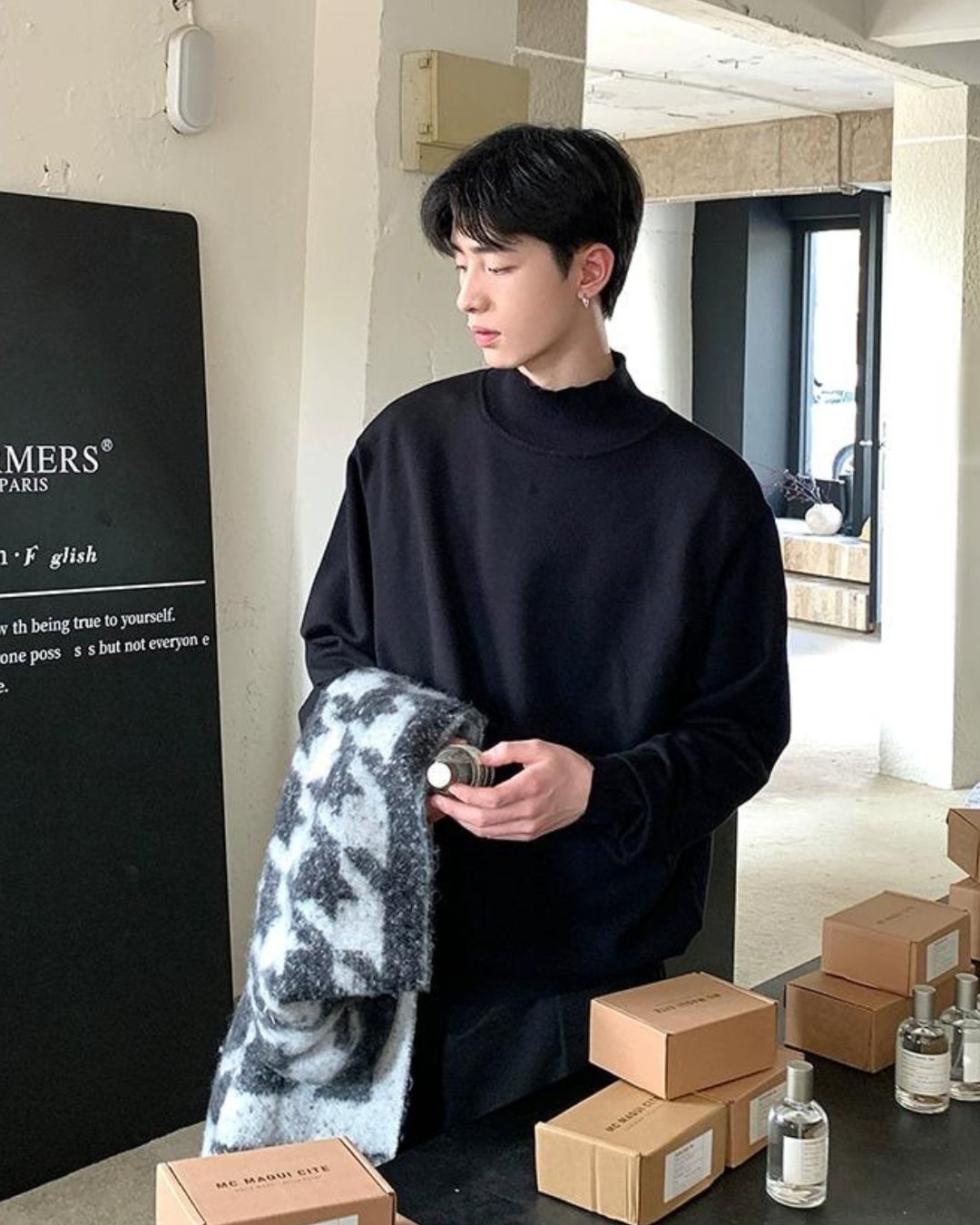 ハーフタートルネックロングスリーブTシャツ