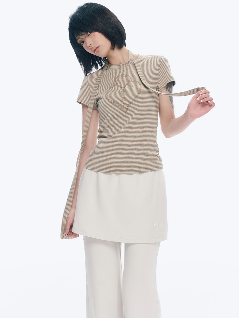 ハートロック刺繍ストライプタイTシャツ
