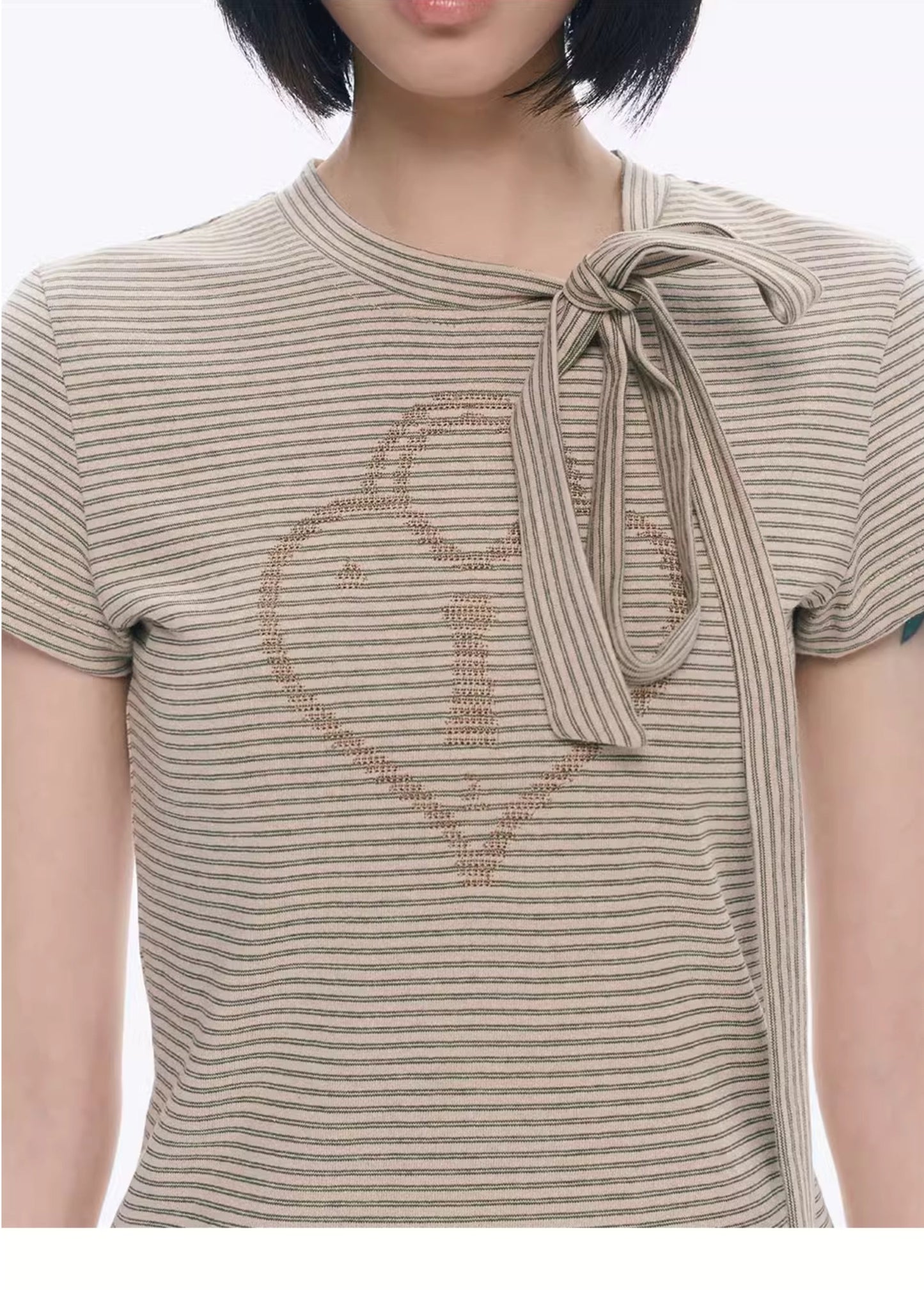 ハートロック刺繍ストライプタイTシャツ