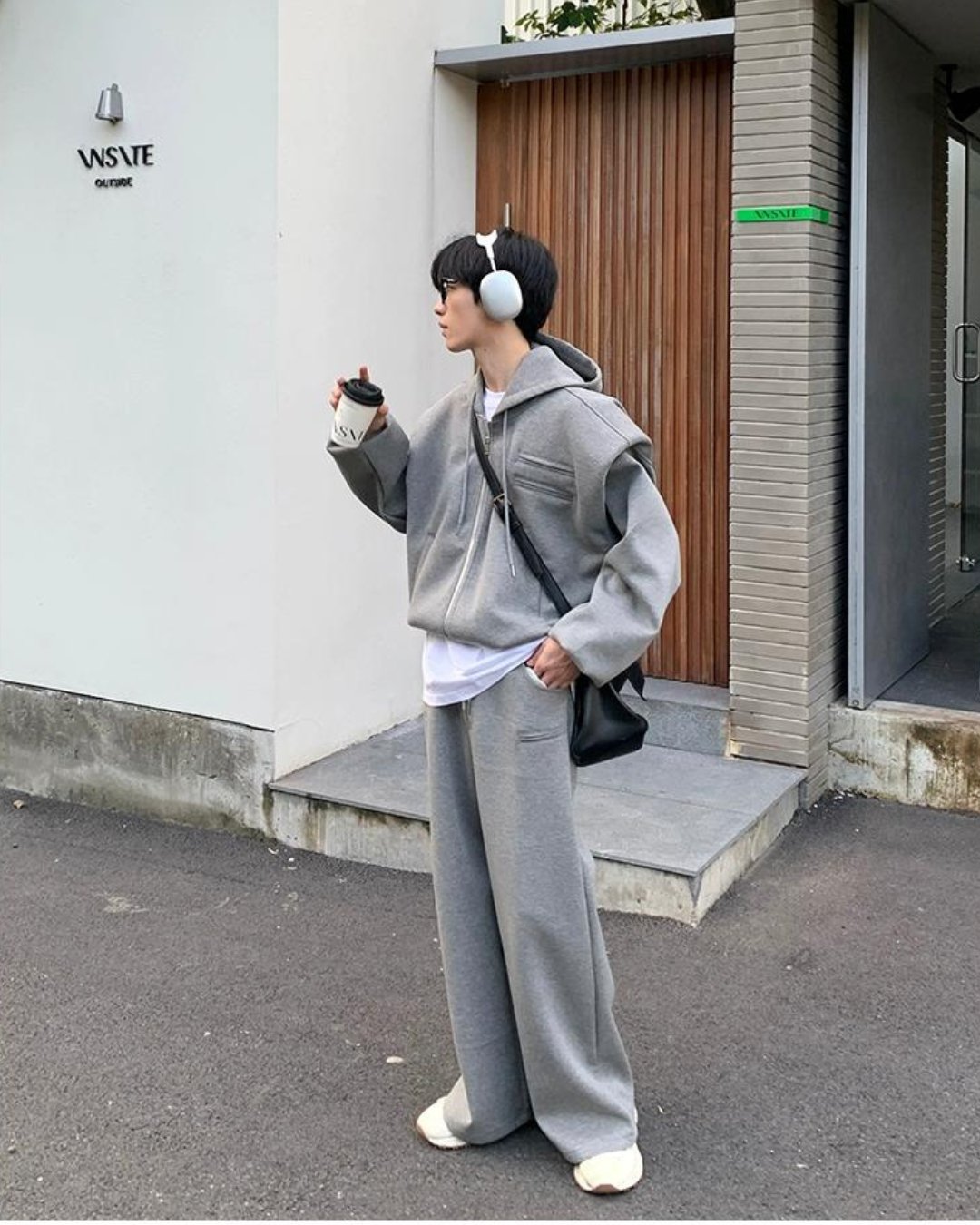 Casual Hoodie & Plain Sweatpants