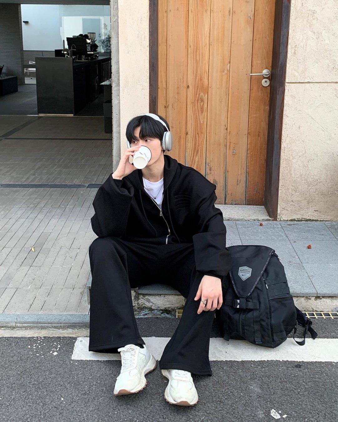 Casual Hoodie & Plain Sweatpants