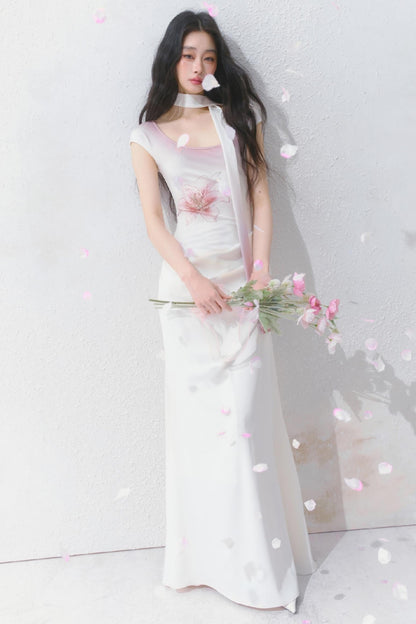 クラシックな花柄ドレス