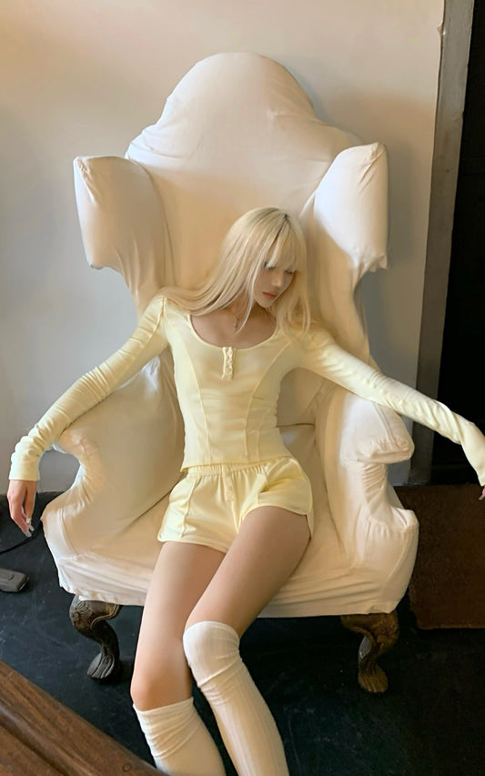 Cream Yellow Fitted Long-Sleeve Tee & Relaxed Shorts Set