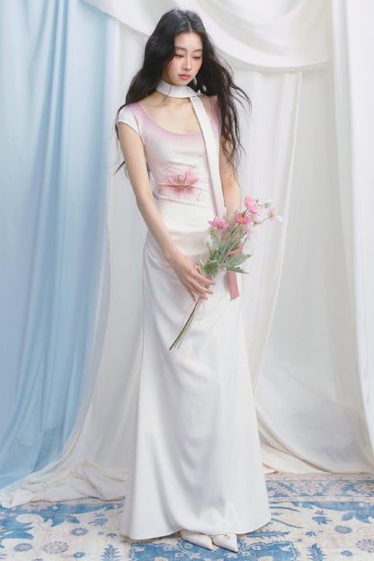 クラシックな花柄ドレス