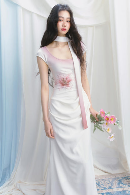 クラシックな花柄ドレス