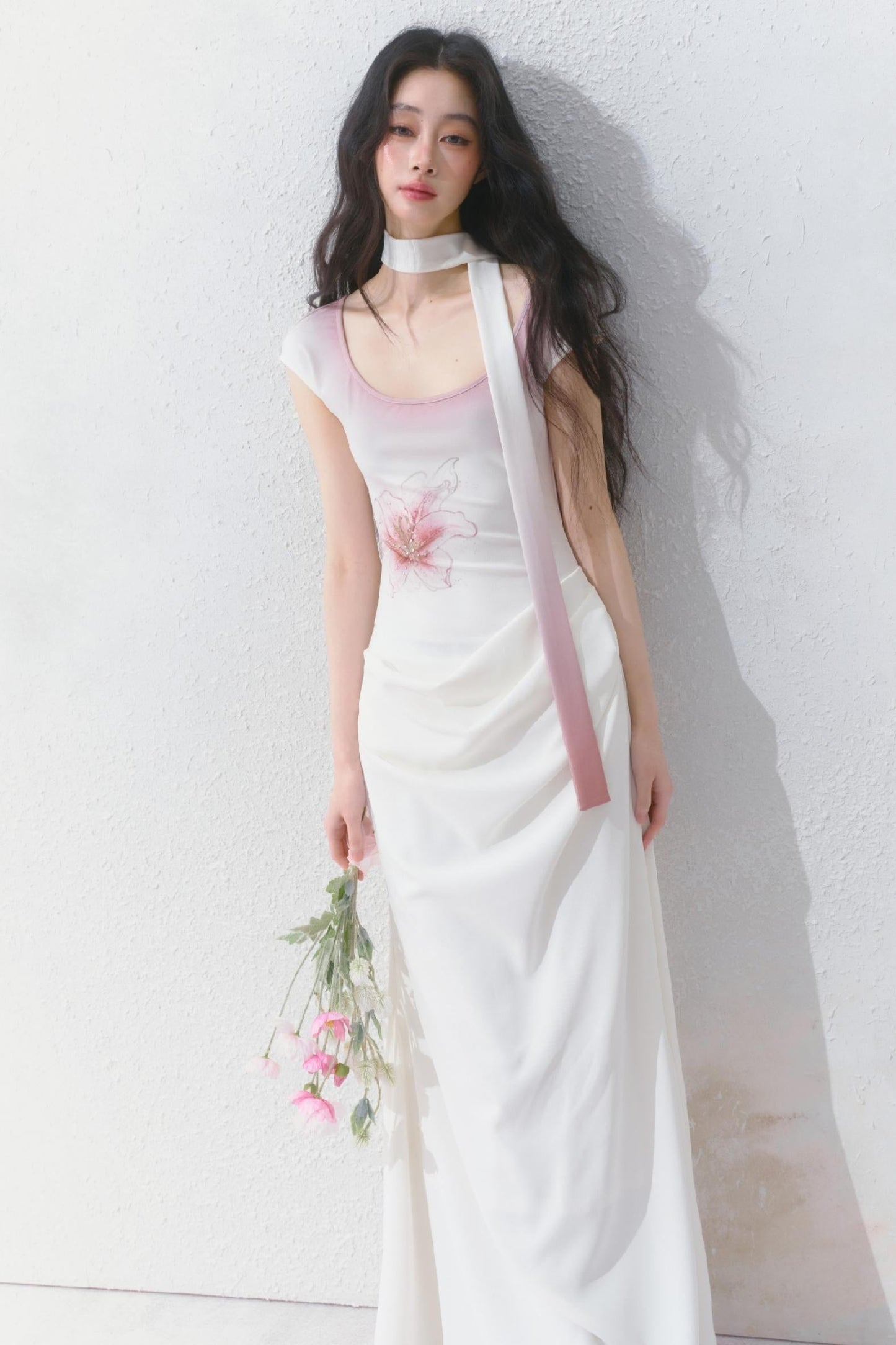 クラシックな花柄ドレス