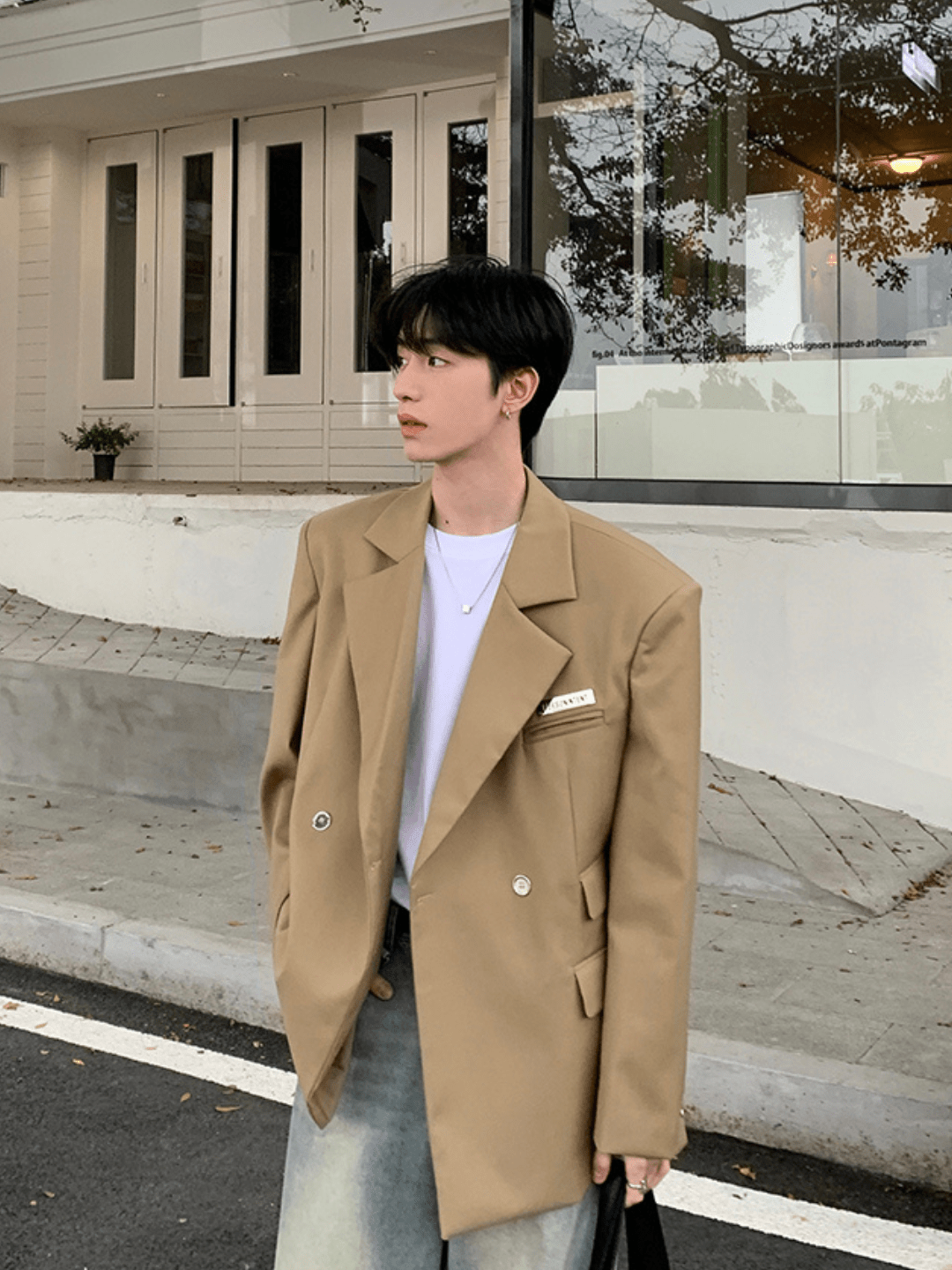韓国のオーバーサイズスーツ