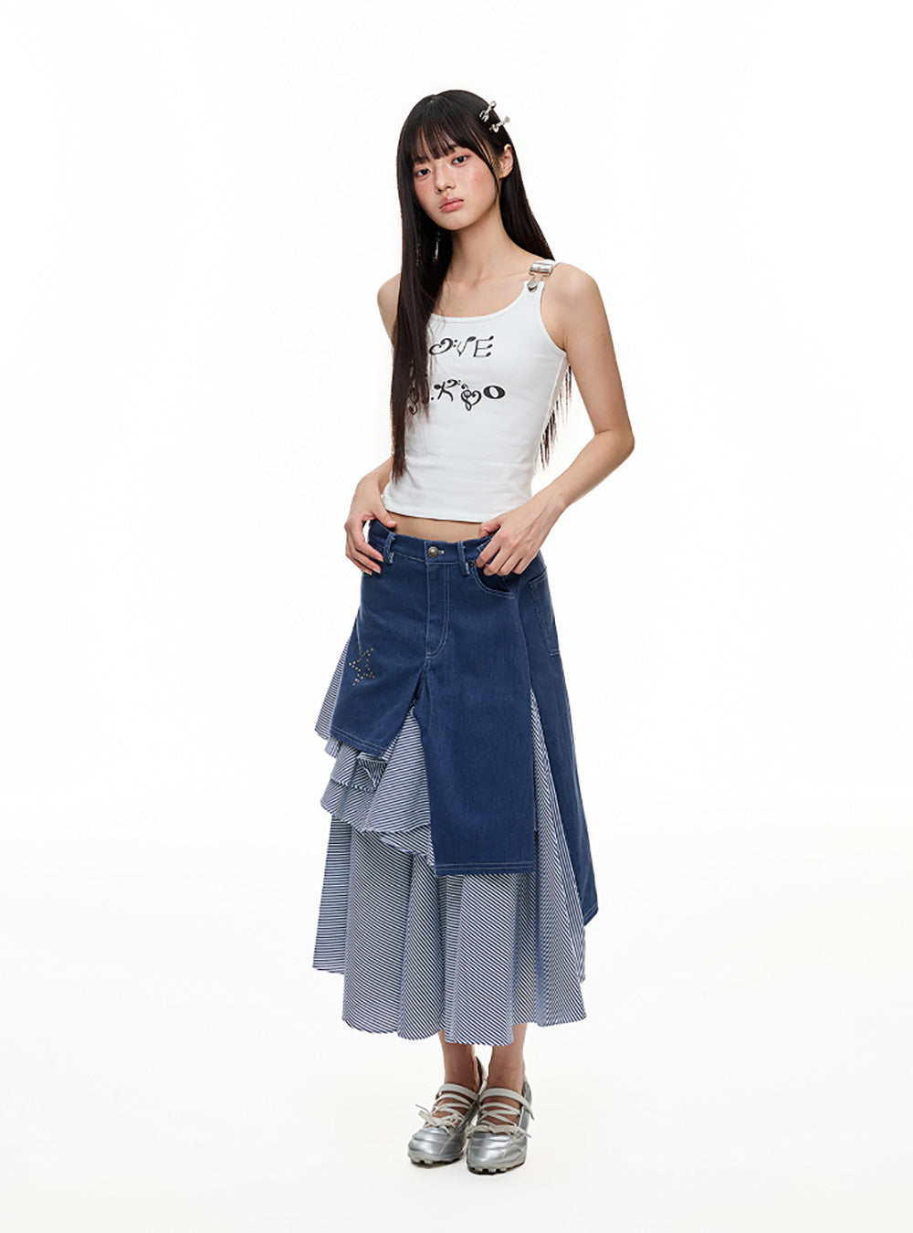 Suspender Strap Lettering Sleeveless Top