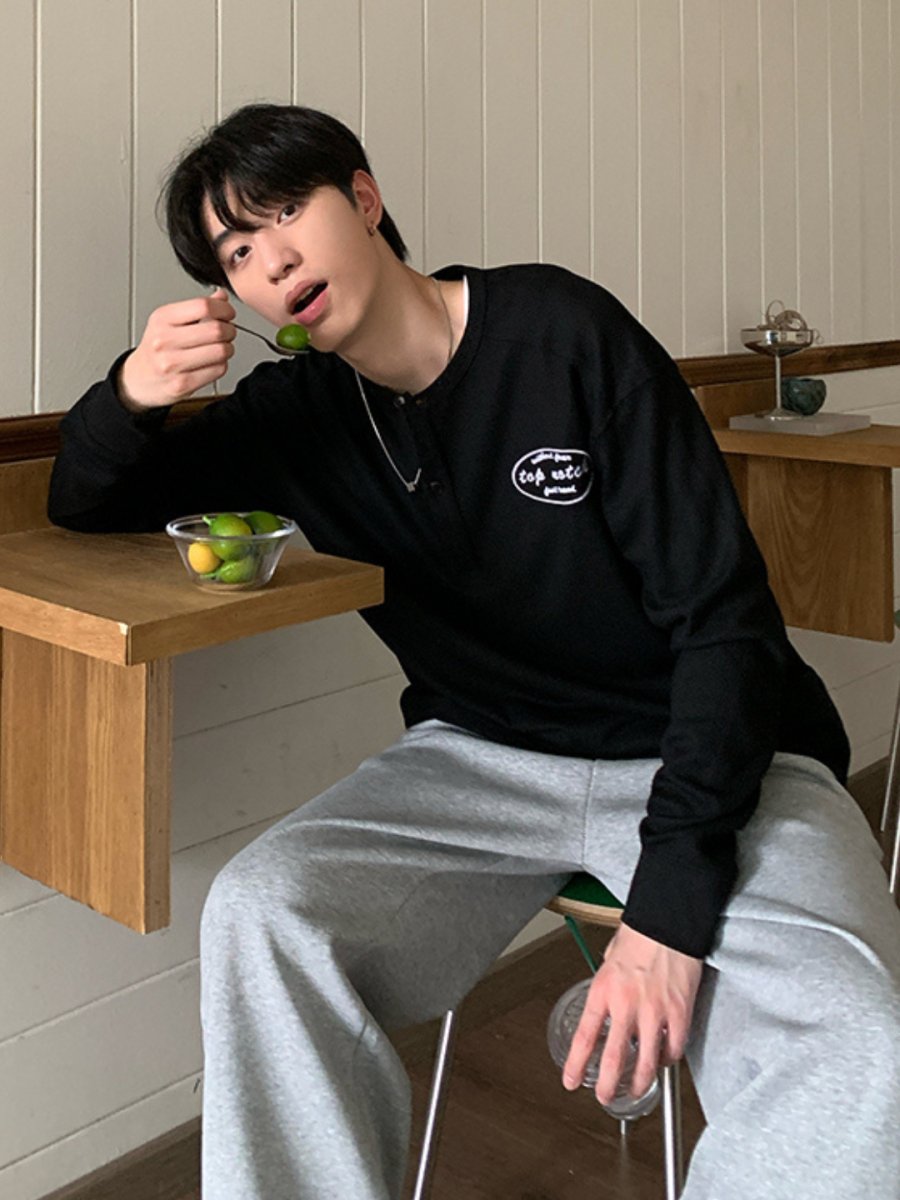 長袖Tシャツ