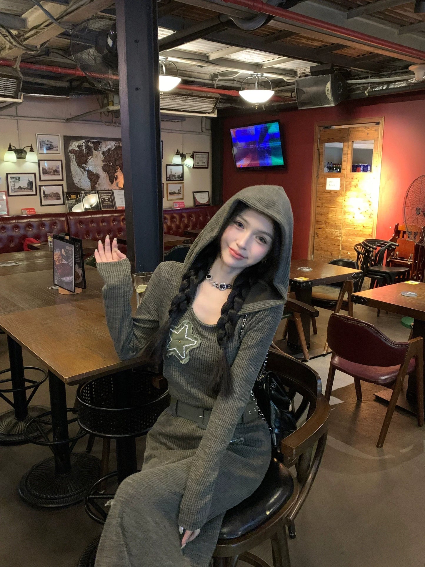 フード付きロングスタードレス