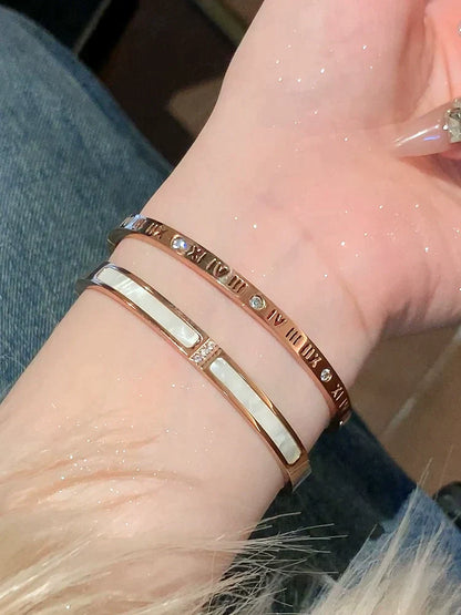 ローズゴールドチタンスチールブレスレット