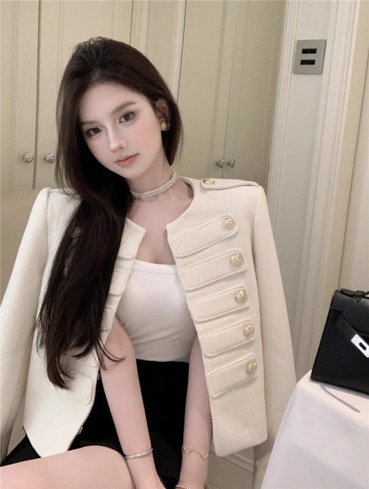 White Buttoned Jacket