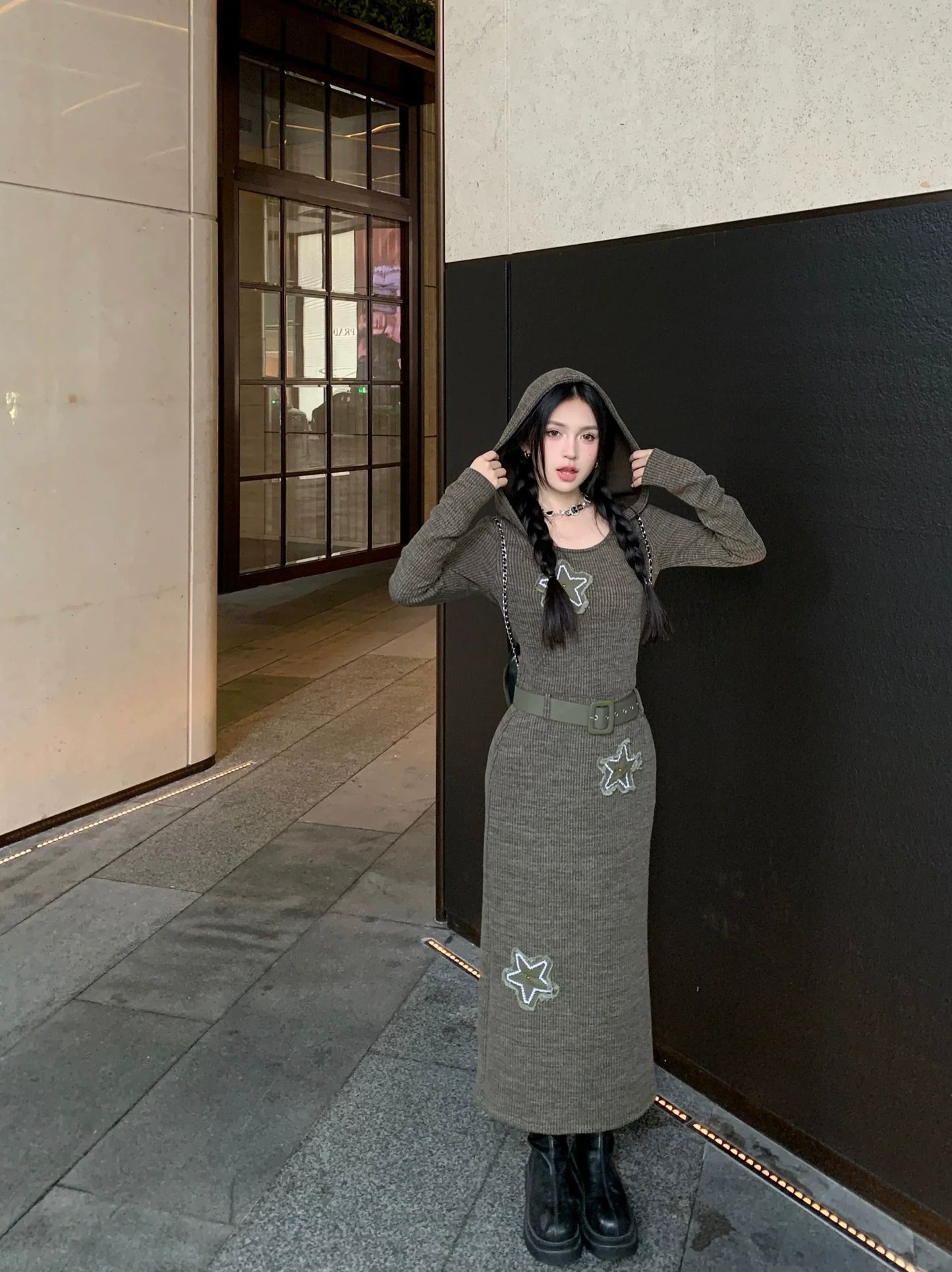 フード付きロングスタードレス