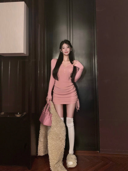 ルーシュロングスリーブドレス