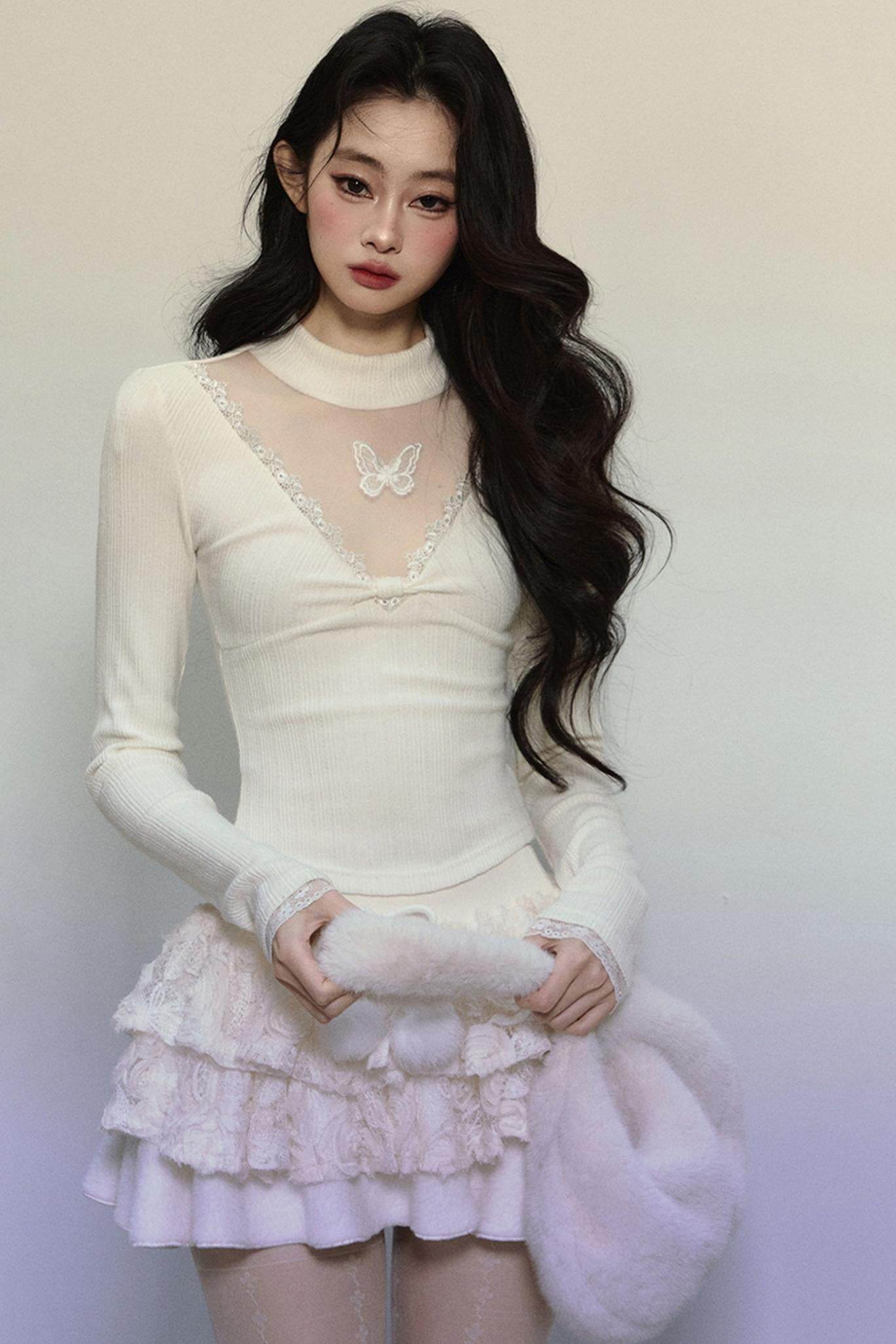 Long Sleeve V-Neck Lace Top - My Store