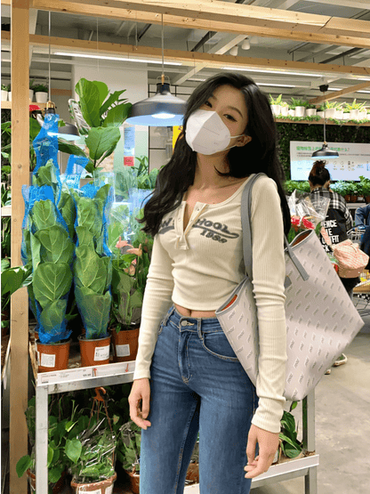 Vintage Cropped Long Sleeve Top