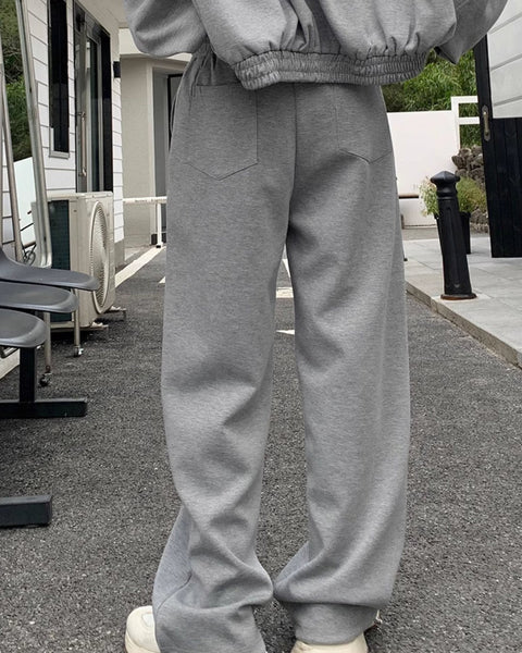 Stand Neck Jacket / Wide Sweatpants